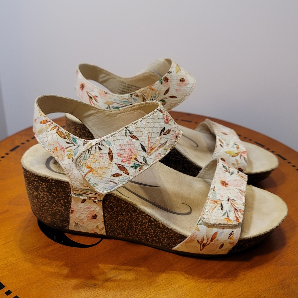 Abeo BIOsystem Una Floral Snakeskin Leather Wedge Sandals Neutral Support Size 8